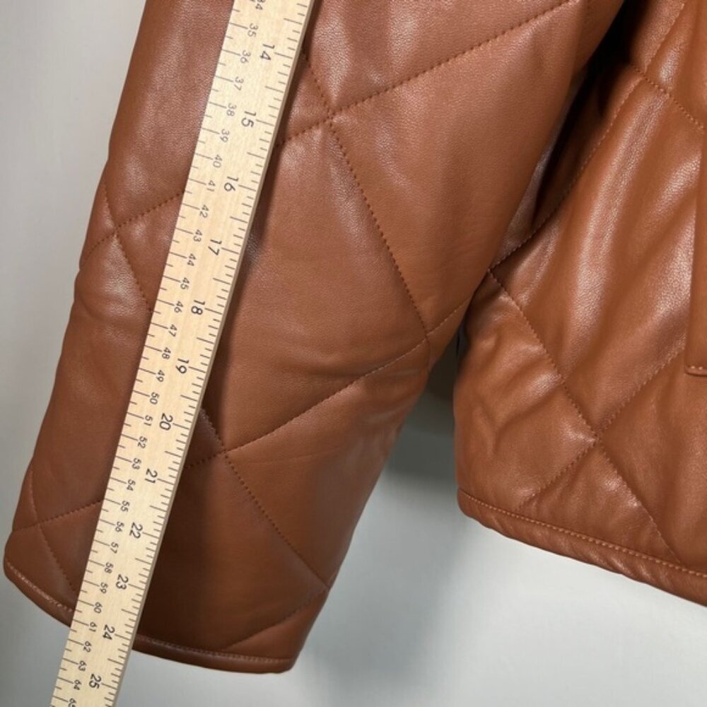 NWT ELIE TAHARI Faux Leather Button Front‎ Quilted Boxy Jacket Pockets LARGE - Picture 11 of 16